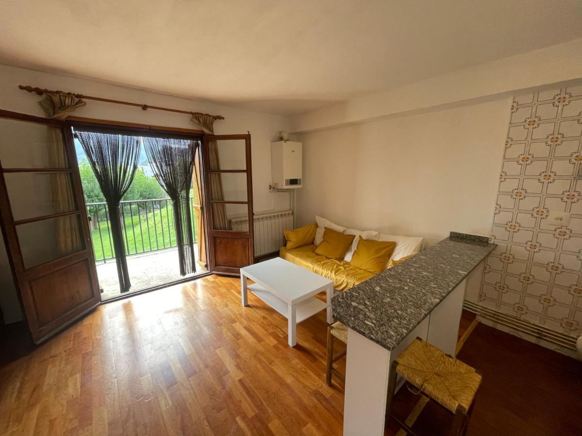 Apartamento Con Espectacular Terraza Escarrilla Esterno foto